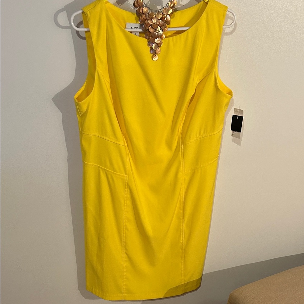 Elegant Yellow Midi Dress